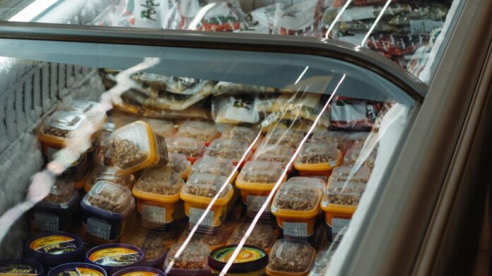 Cómo elegir una cámara refrigerada adecuada para mi restaurante